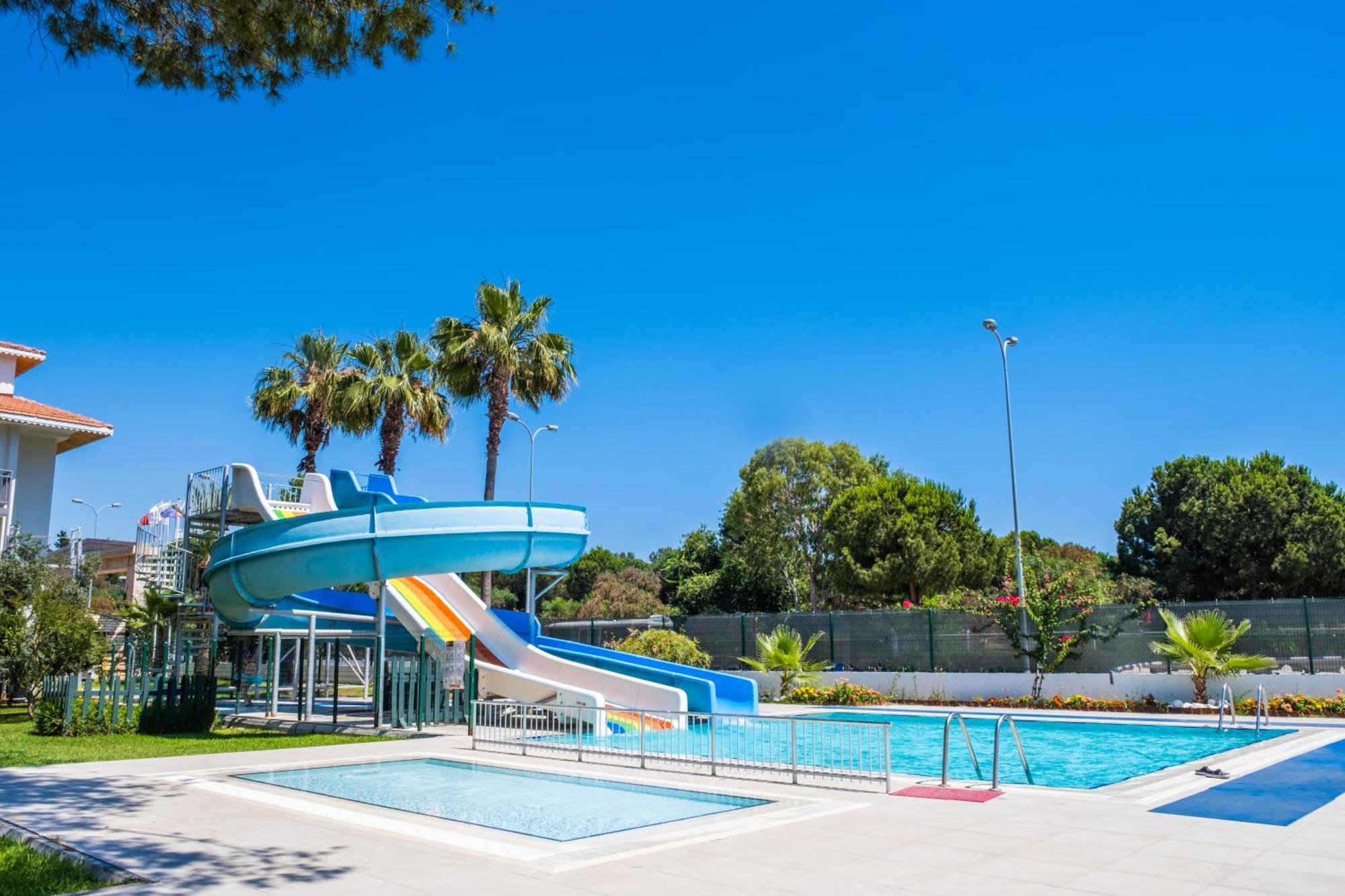 Sural Garden Hotel Сиде Екстериор снимка