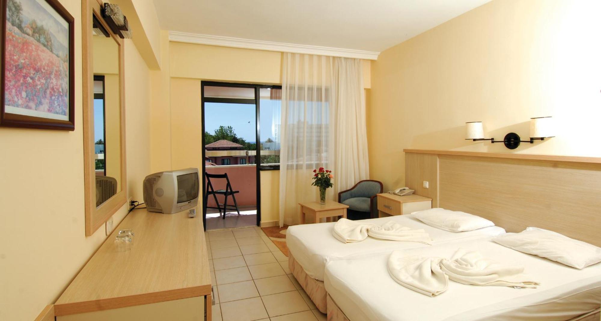 Sural Garden Hotel Сиде Екстериор снимка