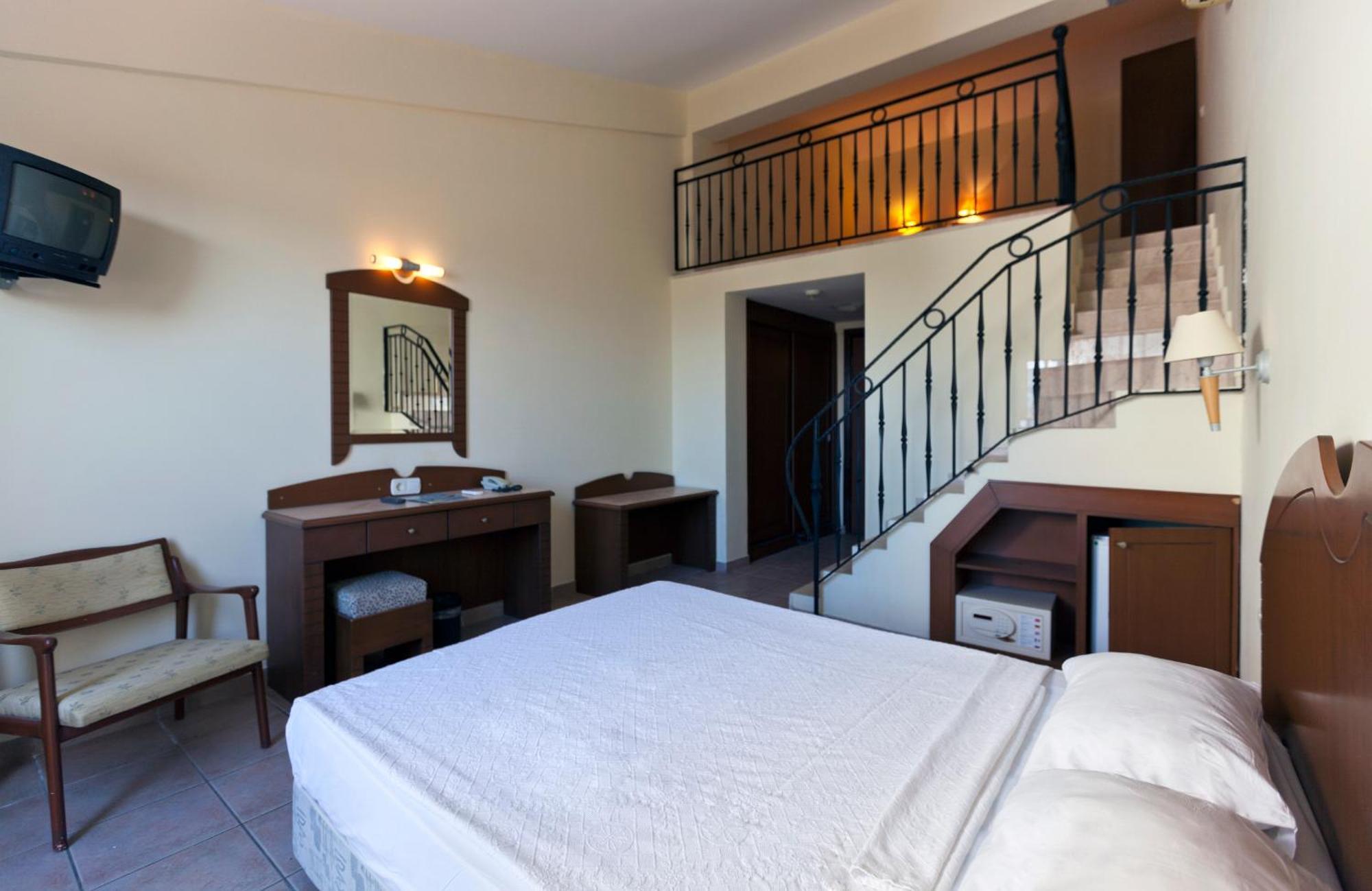 Sural Garden Hotel Сиде Екстериор снимка