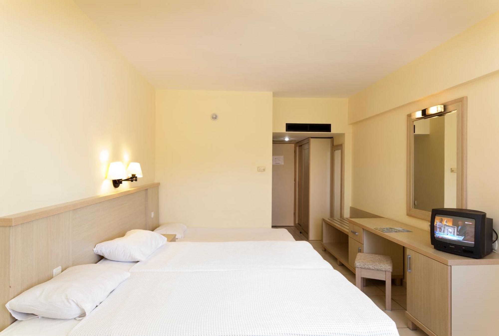 Sural Garden Hotel Сиде Екстериор снимка